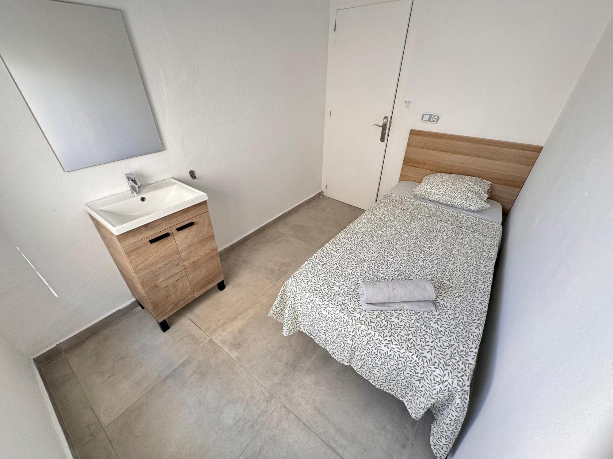 Hostal Cisne Hotel San Antonio  Ngoại thất bức ảnh
